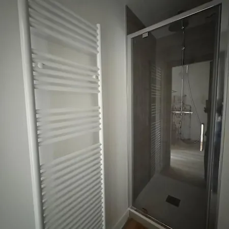 14484 Deux Pieces Elegant Et Appartement Mandelieu